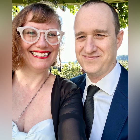 Meet your Posher, Meagan - Picture 4 of 17